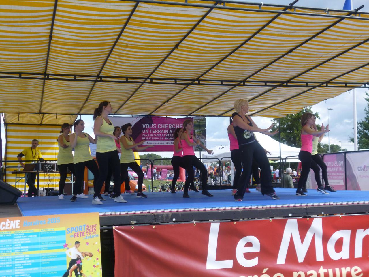 LCR DANSE - ZUMBA.